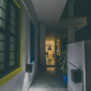 Hostelavie - , Varanasi India