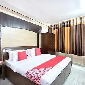 Hotel Oyo 15523 Jd, Sohana